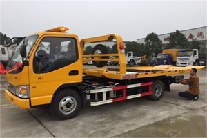 镇巴哪里有拖车服务