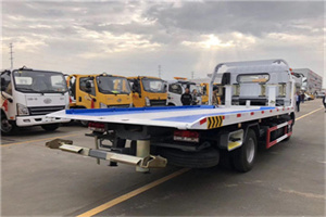 镇巴汽车救援补胎